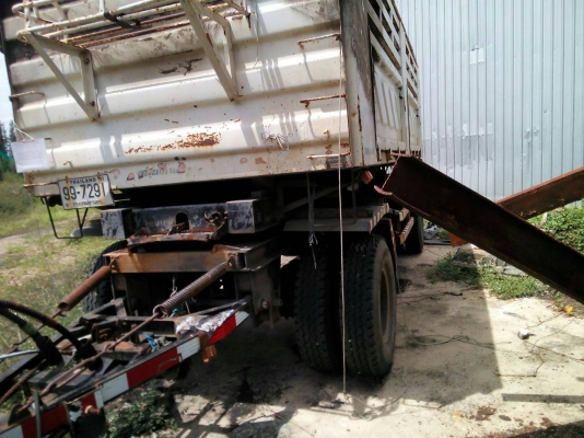 จองวันนี้ รับรถวันที่ 20/8/58 พร้อม เอกสาร ครับ ขายด่วนครับ ลูกพ่วง 2 เพลา ดั้มสามมิตร สวยๆ พร้อมใช้เลยครับ มี 8 หาง ครับ