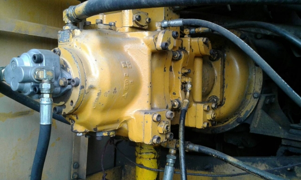 ขายด่วนครับ แบ็คโฮ CAT E200B เครื่อง 6D14 BO ปั้มทำใหม่ เอวแน่ครับ รถพร้อมใช้งานครับ รับรองซื้อแล้วไม่ผิดหวังครับ