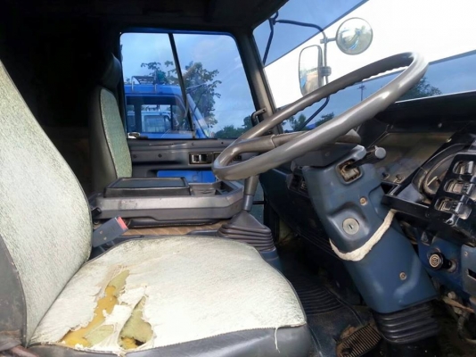 ขายดั้ม5คิว ISUZU ร็อกกี้195แรง พ.เพาเวอร์ เบรกทิฟฟี่ ภายในสวย แอร์เย็น เครื่องดีแคชซีสวย สภาพพร้อมใช้งาน เอกสารพร้อมโอน สนใจโทร 090-8588220คุณนะ 093-3258446คุณบิว ID:narong498 หรือเข้าดูสินค้าอื่นๆได้ที่ www.truck.in.th/498 หรือเพจFacebook ณรงค์ ซื้อขายร