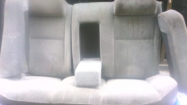 ขาบด่วนเบาะหลังเก๋ง พับได้ พร้อมชุดเบ้ล ช้าย ขวา