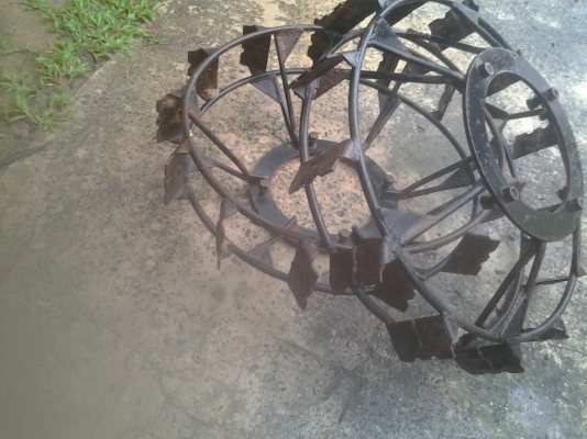 ขายตามสภาพกันจมติดกับรถไถ20แรงคูโบต้า ขายตามสภาพกันจมติดกับรถไถ20แรงคูโบต้า