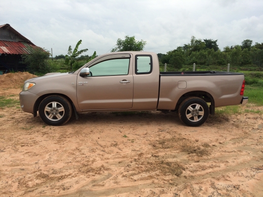 ขายวีโก้ปี50 สวยๆเดิมๆ พร้อมใช้งานครับ ขายวีโก้ปี50 สวยๆเดิมๆ พร้อมใช้งานครับ