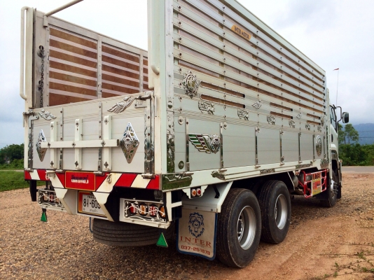 ขายด่วน. รถสิบล้อสองเพลาไม่ดั้มพ์.  Isuzu. 360. ปี57. วิ่ง. 16000. พอๆกับรถใหม่. เอกสารพร้อม