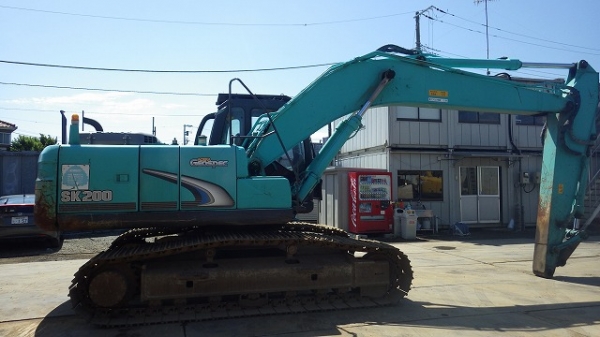 SK200-8 YN12 พร้อมบุ่งกี๋ ลายกระแทก  สนใจสั่งนำเข้าติดต่อมาได้เลยครับ