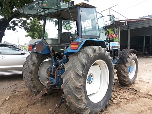 ขายรถไถ FORD NEW HOLLAND 7840 SL POWERSTAR  2 เพลา 6 สูบ คานหน้าคาราโร่  ราคา 630000