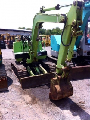 ขายรถขุด MITSUBISHI MS-030 ขนาดpc-30 เครื่อง 4 สูบ มีเอกสารพร้อม (รถเก่านอก100\%) ติดต่อ 085-5632278 นายภานุกูล