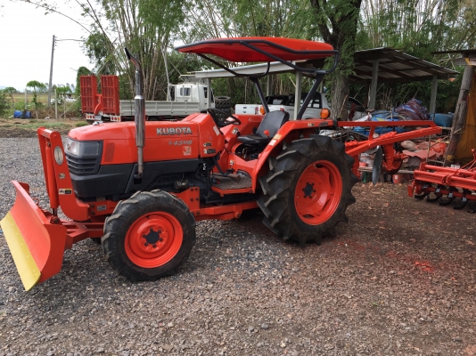 L4508 ใบดันหน้า ผานบุกหลังคูโบต้า ราคาตัดกันไปเลย L4508 ใบดันหน้า ผานบุกหลังคูโบต้า ราคาตัดกันไปเลย