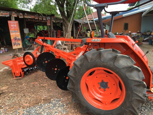 L4508 ใบดันหน้า ผานบุกหลังคูโบต้า ราคาตัดกันไปเลย L4508 ใบดันหน้า ผานบุกหลังคูโบต้า ราคาตัดกันไปเลย