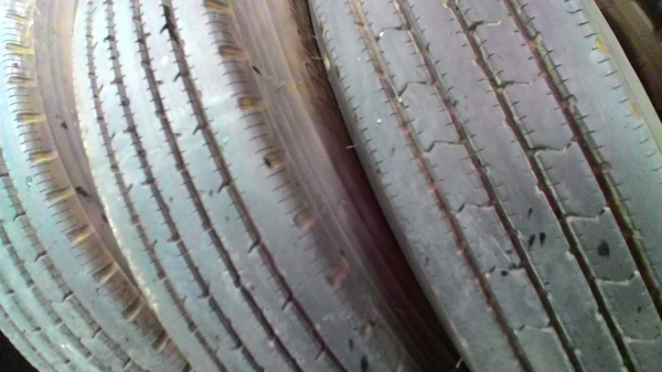 ขายยาง700_16บิดโตนเรเดียลพร้อมกะทะล้อ