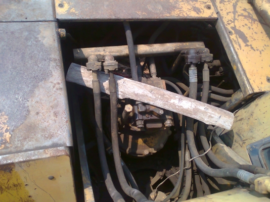 ขายด่วน..รถขุด KOMATSU PC200-3-311xx รถสวย ราคาถูก ใช้งานดี ประหยัดน้ำมัน เกินคุ้ม..