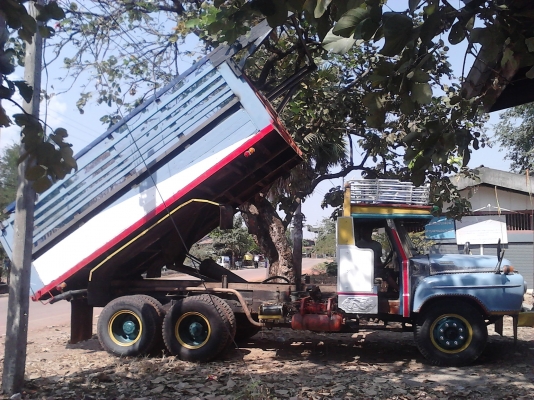 ขายสิบล้อหน้ายาว