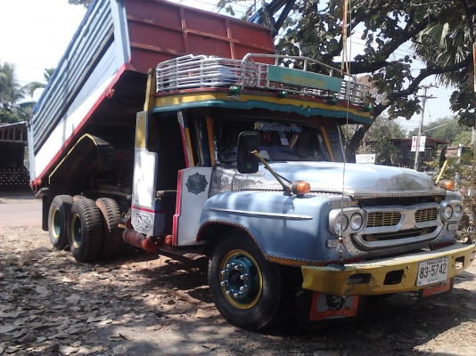 ขายสิบล้อหน้ายาว