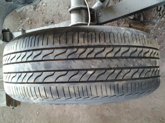 ลดสุดๆแล้ว ขายล้อเรโทพร้อมยางขอบ15 205 60 สวยๆลายใบพัด6รู