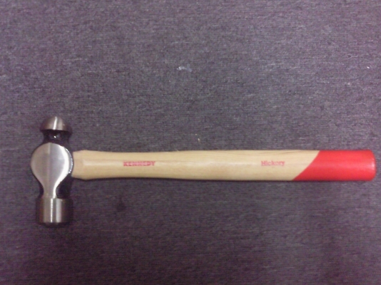 ค้อนขนาดหัว 2 ปอนด์ยี้ห้อKENNEDYของประเทศอังกฤษ