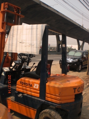 ขาย toyota 5fd23 4.5m hinge fork