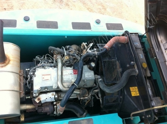 รถแบคโฮ ยี่ห้อ KOBELCO รุ่น SK200-8