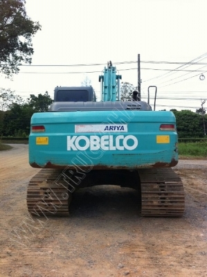 รถแบคโฮ ยี่ห้อ KOBELCO รุ่น SK200-8