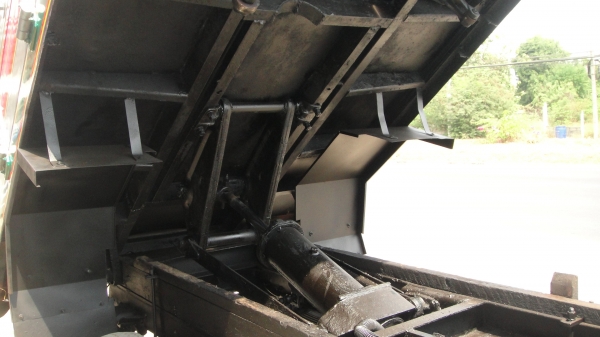 ISUZU NKR ดั๊มดิน ดาวน์45000ผ่อน10600/48เดือน