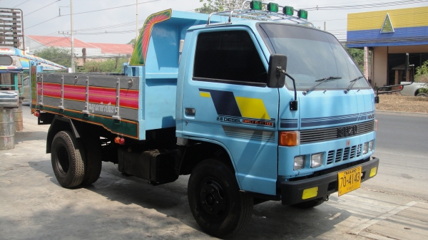 ISUZU NKR ดั๊มดิน ดาวน์45000ผ่อน10600/48เดือน