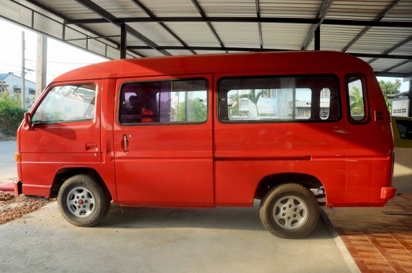 ขายรถตู้พร้อมใช้
