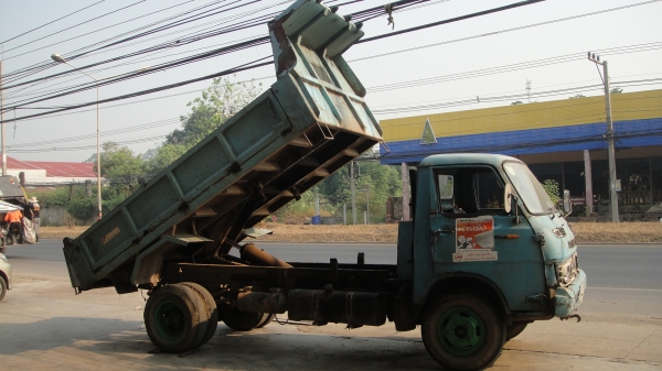 ISUZU KS ดั๊มดิน5คิว สภาพสวยเดิมๆพร้อมใช้ ราคาถูก