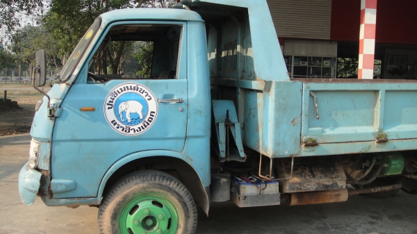 ISUZU KS ดั๊มดิน5คิว สภาพสวยเดิมๆพร้อมใช้ ราคาถูก