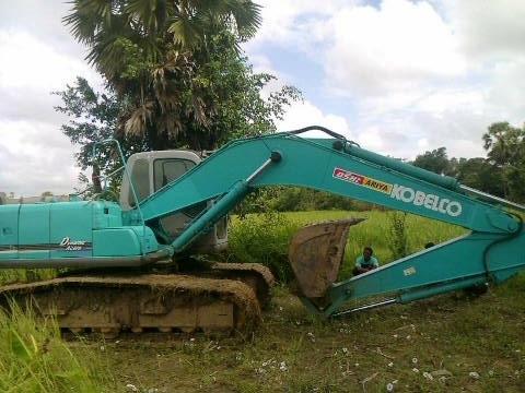 ขายด่วน!! KOBELCO SK200 -6 YN -10 ไมล์ ชม.10000สภาพสวยค่ะ พร้อมใช้งาน เอกสารใบแจ้งจำหน่าย สนใจติดต่อ
