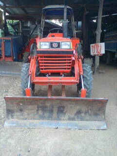 ขายแทรกเตอร์คูโบต้า L1- 24  แรง 2 เพลา ผาล5ใบมีดดันหน้าและโรตารี..1.4ม.