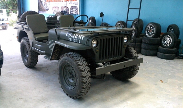 JEEP FORD 1942 WORLD WAR TWO JEEP FORD 1942 WORLD WAR TWO