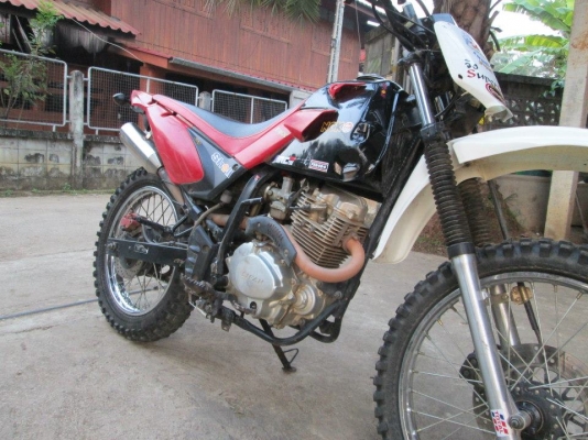 ขาย LIFAN รุ่น CROSS 200 มีทะเบียน สตาร์ท 2 ระบบ