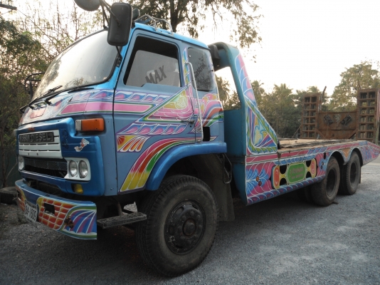 ขายรถเทรลเลอร์ 10 ล้อ NISSAN UD CW30 รถ 2 เพลา บรรทุกรถเกี่ยวข้าว เครื่อง 225 แรงม้า (รถอยู่สุพรรณบุรี)