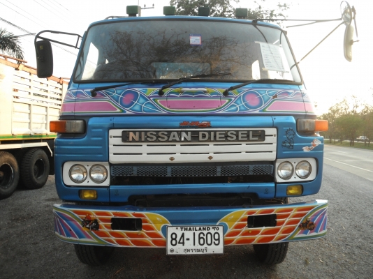 ขายรถเทรลเลอร์ 10 ล้อ NISSAN UD CW30 รถ 2 เพลา บรรทุกรถเกี่ยวข้าว เครื่อง 225 แรงม้า (รถอยู่สุพรรณบุรี)