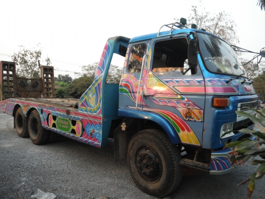 ขายรถเทรลเลอร์ 10 ล้อ NISSAN UD CW30 รถ 2 เพลา บรรทุกรถเกี่ยวข้าว เครื่อง 225 แรงม้า (รถอยู่สุพรรณบุรี)