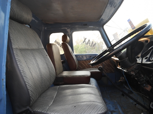 ขายรถเทรลเลอร์ 10 ล้อ NISSAN UD CW30 รถ 2 เพลา บรรทุกรถเกี่ยวข้าว เครื่อง 225 แรงม้า (รถอยู่สุพรรณบุรี)