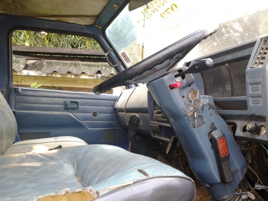 รถดัมพ์อีซูซุ NPR 115 แรง พร้อมใช้งาน รถดัมพ์อีซูซุ NPR 115 แรง พร้อมใช้งาน