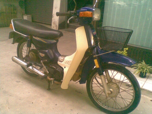 Suzuki rc100