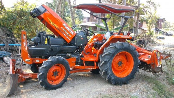 ขายคูโบต้า 4508 DI  รถสวย เครื่องดี แน่น สีเดิมๆครับ
