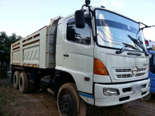 รถฮีโน่ 10 ล้อดั๊ม FM2P  320แรงม้า สนใจติดต่อ 081 - 6079515