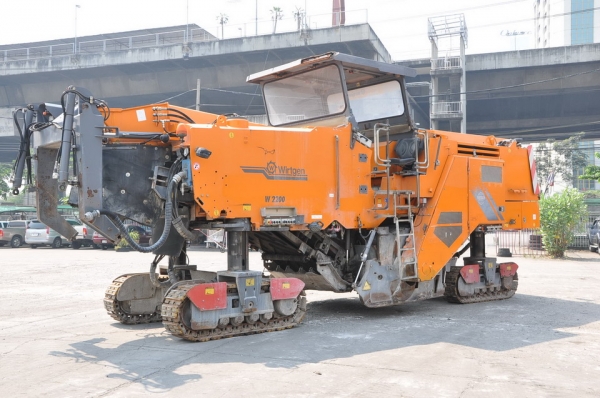 WIRTGEN  W 2200  SN  0351