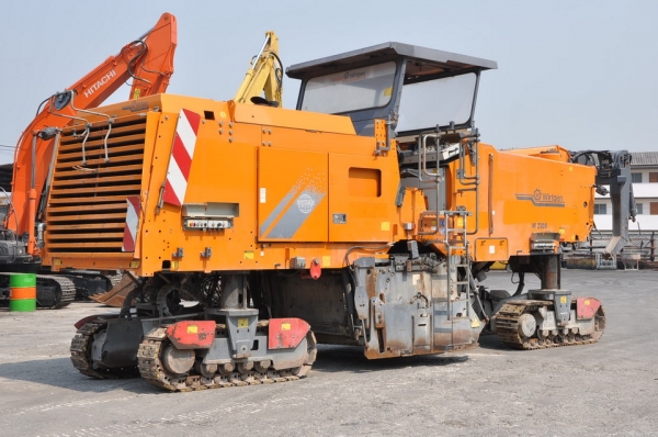 WIRTGEN  W 2200  SN  0351