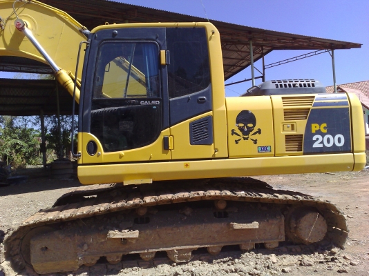 ขายรถแบโฮ KOMATSU PC 200-8 สวยเดิมสภาพพร้อมใช้เครื่องดีเอวแน่นเอกสารทะเบียน
