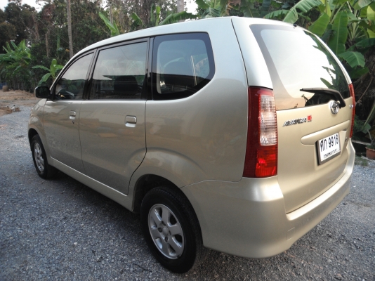 ขาย ฟรีดาวน์ Avanza 1.3 vvt-i E ปี 47 มือแรกออกห้าง วิ่งน้อยแค่ 11x,xxx กม. สภาพดี สีสวยงาม