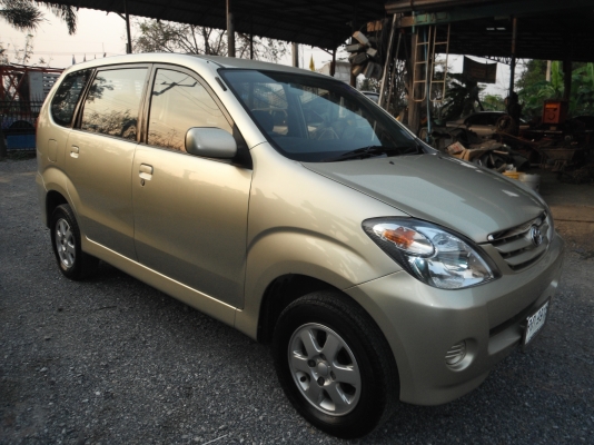 ขาย ฟรีดาวน์ Avanza 1.3 vvt-i E ปี 47 มือแรกออกห้าง วิ่งน้อยแค่ 11x,xxx กม. สภาพดี สีสวยงาม