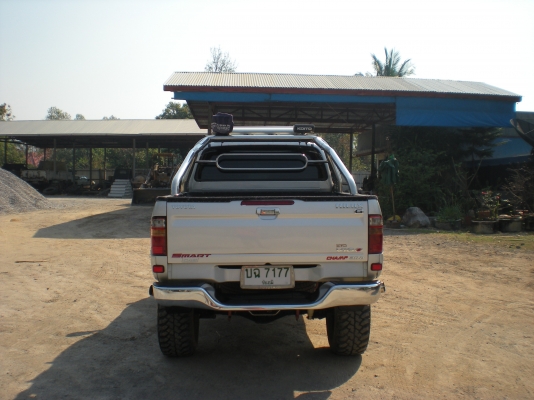 ขายรถกระบะไฮรักไทเกอร์ D4D โฟวีนขับเคลื่อน 4 ล้อ แต่งเท่ สภาพสวยพร้อมลุย