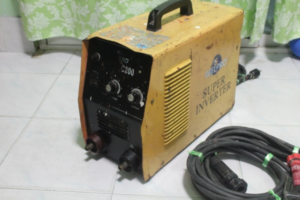 เครื่องระบบอินเวอร์เตอร์ ยี่ห้อ welpro WELARC 200 พร้อมใช้งานครับ