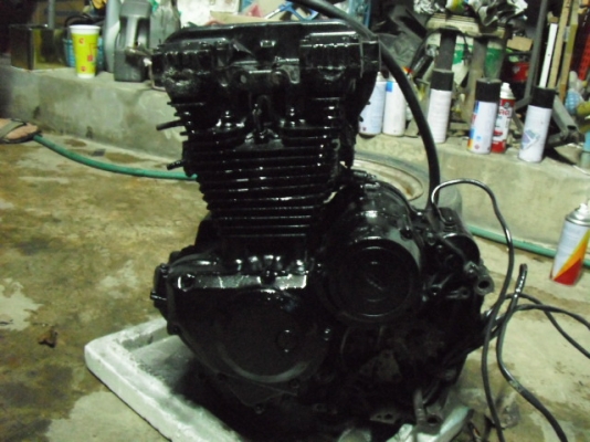 เครื่อง XS250 พร้อมคาร์บูแฟลตสไลด์