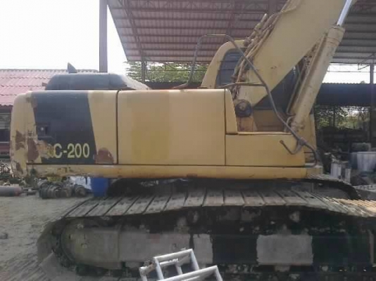 ขายรถแบคโฮ KOMATSU PC-200- เล่มทะเบียน ไฟฟ้าครบ พร้อมหัวกระแทก รถสวย