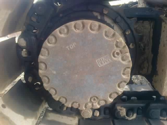 ขายรถแบคโฮ KOMATSU PC-200- เล่มทะเบียน ไฟฟ้าครบ พร้อมหัวกระแทก รถสวย