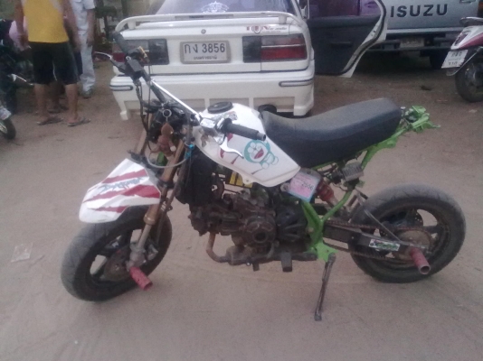 Kawasaki KSR ปี 2554 ทะเบียนพร้อมโอน Kawasaki KSR ปี 2554 ทะเบียนพร้อมโอน