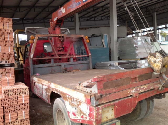 รถ 6 ล้อ ไดฮัทสุ 88 แรงม้า ติดเเครน 3.5 ตัน สนใจติดต่อ 081 - 6079515 รถ 6 ล้อ ไดฮัทสุ 88 แรงม้า ติดเเครน 3.5 ตัน สนใจติดต่อ 081 - 6079515